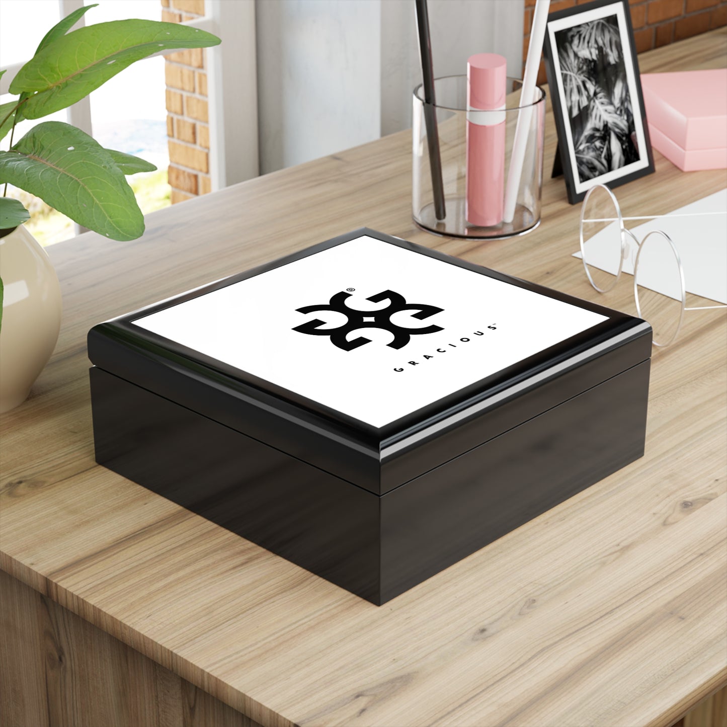 GRACIOUS™ Elegant Black & White Jewelry Box